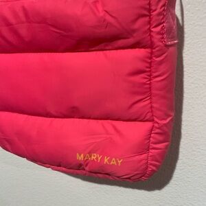 Mary Kay hot pink puffer cross body purse bag new never carried